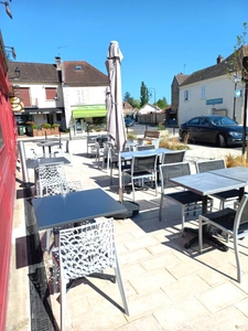 Fonds de commerce à vendre ORGERUS (78) Restaurant 130 m² - logement 105 m² - Terrasse