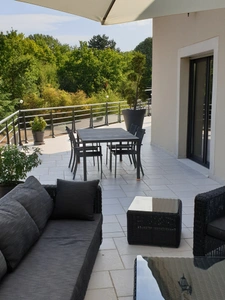 Dpt Yvelines (78), à vendre MOISSON maison contemporaine 280 m² - parc arboré 8 148 m²- sous sol total