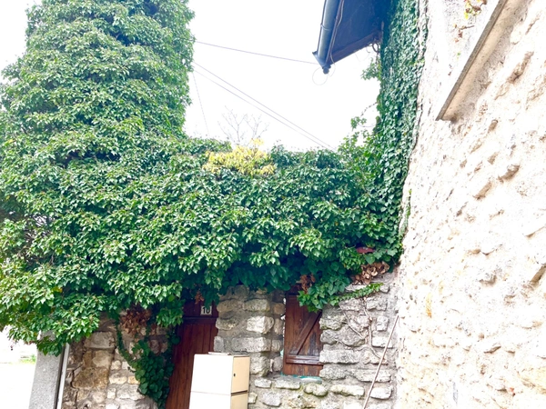 Dpt Yvelines (78), à vendre GARGENVILLE maisonnette  P2 de 27 m² avec jardinet