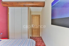 Maison de village avec atelier et terrasse au cœur de Collias