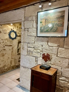 Maison de village en pierre – 101 m² – cœur de Remoulins