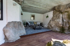 Villa contemporaine de plain-pied – piscine, patio et terrain de 2 250 m² – à 10 min d’Uzès