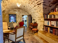 ✨Demeure de caractère avec jardin clos, piscine et dépendances – à 10 mn d’Uzès ✨