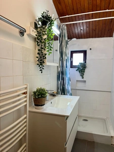 Maison de village en pierre – 101 m² – cœur de Remoulins