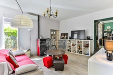 ✨ Renovated Character Home with Courtyard and Terrace – Uzès / Pont du Gard Area ✨