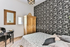 Villa contemporaine de plain-pied – piscine, patio et terrain de 2 250 m² – à 10 min d’Uzès