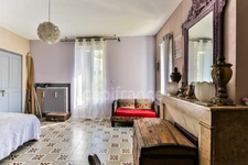 ✨ Renovated Character Home with Courtyard and Terrace – Uzès / Pont du Gard Area ✨