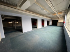 Local/bureau - total 773m² - à vendre BUIRE (02)