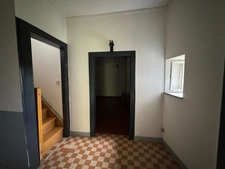 Maison individuelle avec fort potentiel – Cadre calme et verdoyant