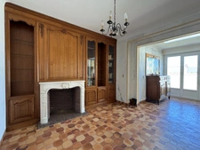 🏡 Élégante maison semi-individuelle – Centre-ville de Fourmies – 159 m² – Jardin arboré – Garage 45 m²