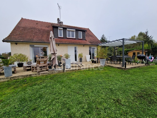 Maison à vendre 6 pièces SAINT GEORGES SUR BAULCHE (89)