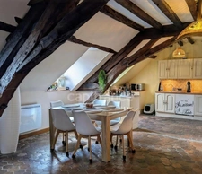 Appartement de charme vendu loué - 65m2 - Centre ville Historique d'Auxerre