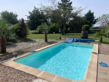 Maison à vendre 5 pièces VARZAY (17) avec piscine