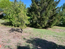 Terrain à vendre de 916,00 m² SAINTES (17)