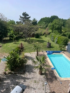 Maison à vendre 5 pièces VARZAY (17) avec piscine