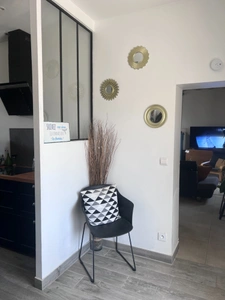 Maison à vendre 5 pièces VARZAY (17) avec piscine