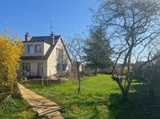 Maison familiale 7 pièces FONTAINE LES DIJON (21)