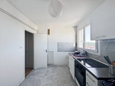 Appartement 2 pièces 48m2 avec balcon, parking et cave Dijon Montchapet (21)