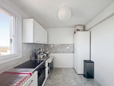 Appartement 2 pièces 48m2 avec balcon, parking et cave Dijon Montchapet (21)