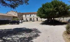 ENSEMBLE IMMOBILIER DE CARACTÈRE – INVESTISSEMENT LOCATIF – VENTE EN BLOC IMMEUBLE DE RAPPORT BELLEGARDE (30)