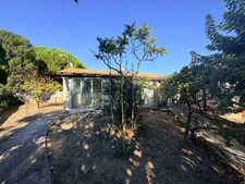 MAISON INDIVIDUELLE – TERRAIN DE 607 M² – GARAGES – PISCINABLE – POSSIBILITÉS D’AGRANDISSEMENT ET DE SURÉLÉVATIONPEROLS (34)