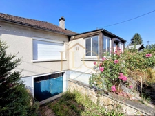 Chapitre Deux - Maison de plain pied de 91m² - 5 pièces - 3 chambres - 365m² de terrain