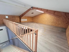 LE CAMP DE BASE DES BÂTISSEURS, 200 m² de locaux professionnels et 1 452 m² de réserve foncière pour accompagner la croissance de votre entreprise.