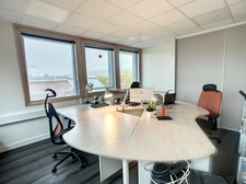 Local/bureau à vendre CHAMBERY (73) - 483 m² - 12 parking privés - 2 grandes terrasses Sud
