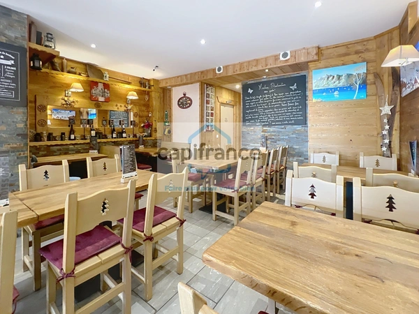 Dpt Savoie (73), à vendre SAINT FRANCOIS LONGCHAMP Restaurant / Pizzeria avec grande terrasse