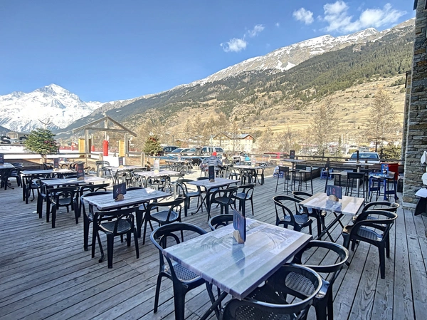 Fonds de commerce à vendre proche de LANSLEBOURG MONT CENIS (73) restaurant 100 couverts + terrasse 120 couverts