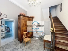  A vendre VALGELON-LA ROCHETTE (73) Murs 406 m² + sous sol, sur parcelle de 1 053m²