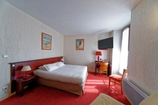 A vendre VALGELON-LA ROCHETTE (73) Murs 406 m² + sous sol, sur parcelle de 1 053m²