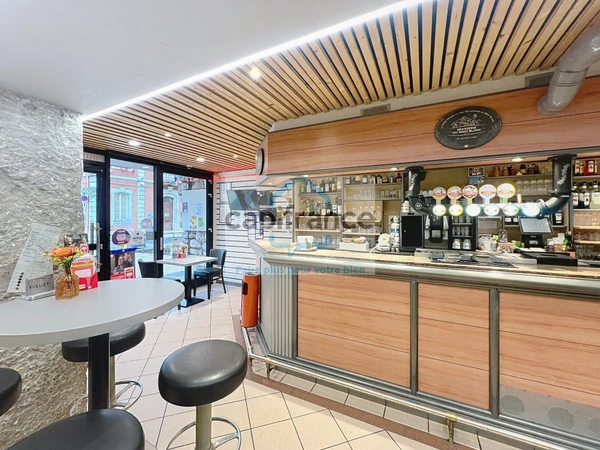 Fonds de commerce à vendre YENNE (73) - Bar/Café avec petite restauration.