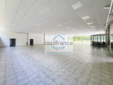 Local/bureau à louer FRANCIN (73) - local commercial 520 m² + parking