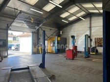 Dpt Loire (42), à vendre proche de SAINT MARTIN LA SAUVETE Garage mécanique Carrosserie 