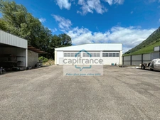 Local artisanal à louer MONTMELIAN (73) - 1 132 m² avec cour et parking