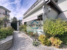  A vendre VALGELON-LA ROCHETTE (73) Murs 406 m² + sous sol, sur parcelle de 1 053m²