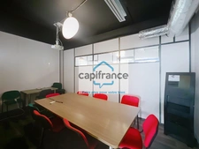 Bureau à vendre CHAMBERY (73) - bureaux 393 m² avec 8 parking privés couverts