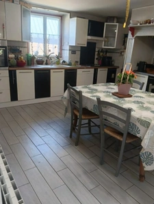 Coup de cœur - maison de campagne avec immense grange sur 4841m² de terrains à Saint Salvadour