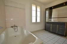 A vendre : Maison de caractère 112 m² à Serquigny – 4 ch, jardin clos sans vis-à-vis et Gare à pied (Paris 1h25)