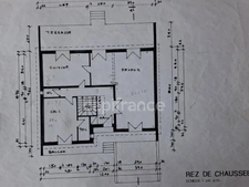 A VENDRE : MAISON hors d’eau hors d’air d’environ 300 m² sur 3 niveaux