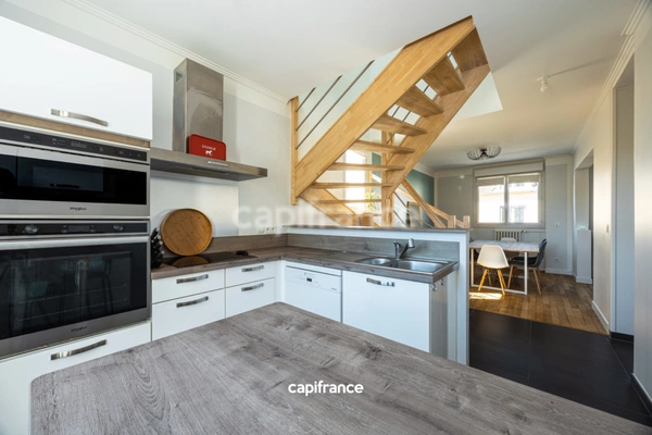 A MOINS DE 10MN DES JACOBINS, MAISON FAMILIALE AVEC JARDIN EN PARFAIT ETAT