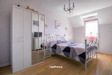 SITUÉE AU MANS PROCHE ZONE NORD - 3 CHAMBRES AVEC GARAGE ET JARDIN