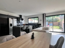MAISON FAMILIALE 4 CHAMBRES DONT 2 DE PLAIN PIED