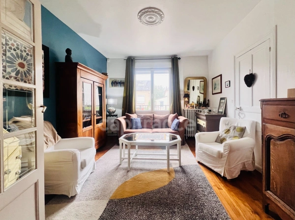 LE MANS, SECTEUR PARC MONOD | MAISON FAMILIALE AVEC JARDIN ET 2 STUDIOS INDÉPENDANTS