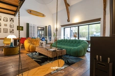 RENOVATED LOFT LOCATED IN UPPER PRÉMARTINE