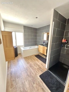 Maison à vendre 7 pièces de 163 m2 - INGRANDES-LE-FRESNE-SUR-LOIRE (49) 
