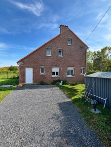 Maison semi-mitoyenne située a Busigny 