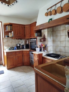 Maison à vendre 6 pièces  ()