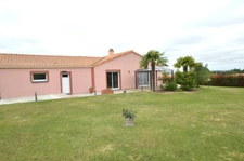 DEP (49) Maison 6 pièces à vendre  BOTZ‑EN‑MAUGES · PLAIN‑PIED